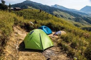もっと早くはじめればよかったテントのある生活　公園キャンプは最高に楽しい